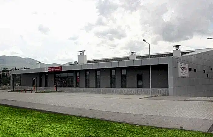 arapgir-yari-olimpik-havuz-yapim-işi-1
