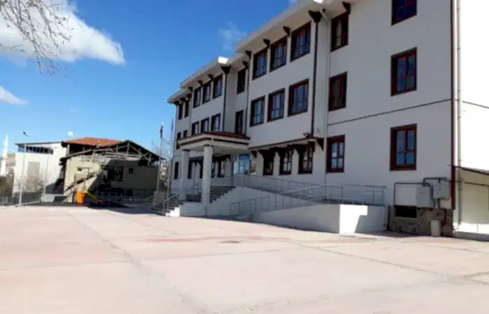 Gunduzbey-8derslikli-okul-yapim-isi-1
