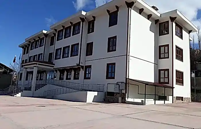 Gunduzbey-8derslikli-okul-yapim-isi-2
