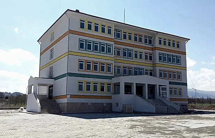 vaizpinari-8-derslikli-ilkokul-yapim-işi-2